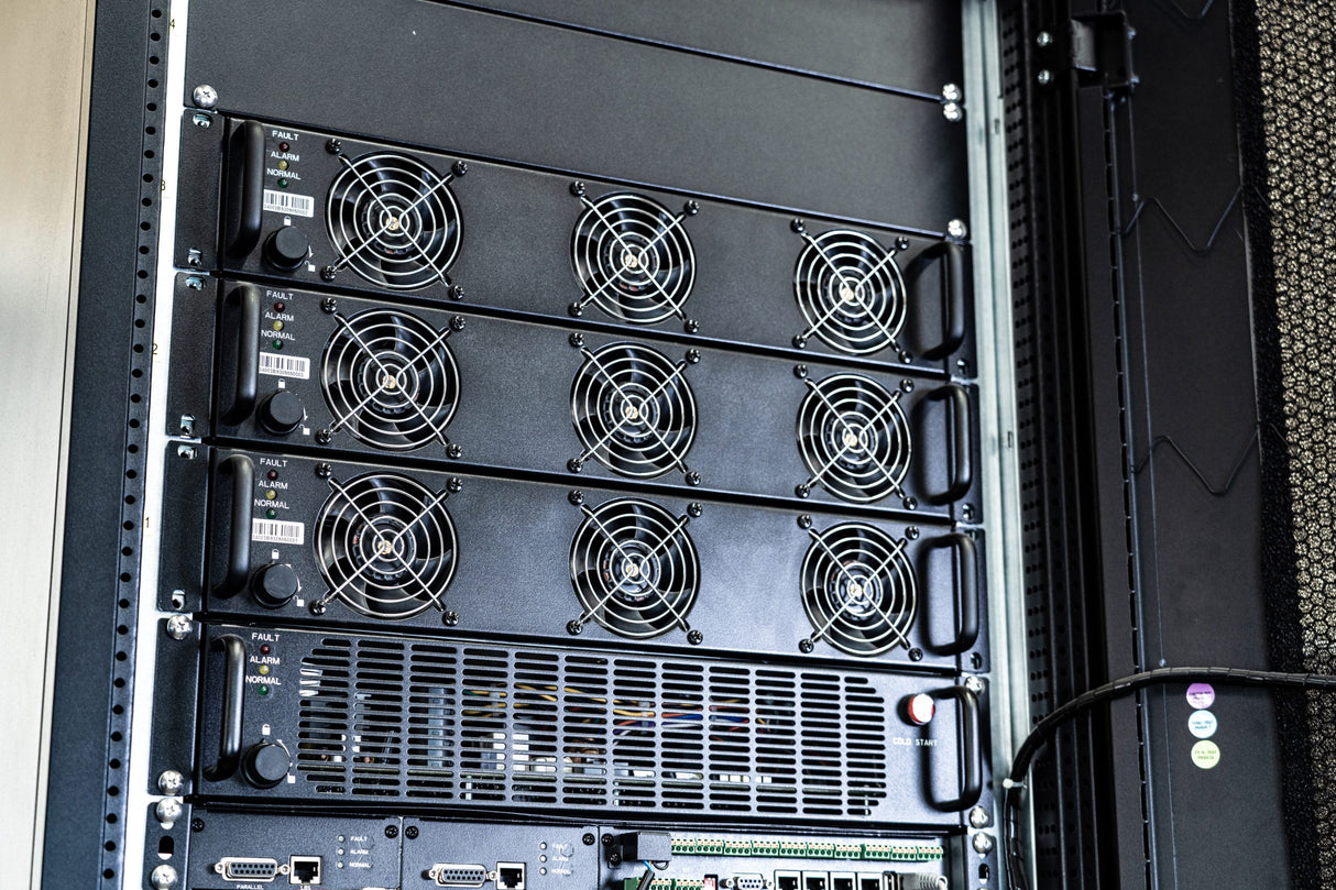 Frame UPS Modular Hasta 200kW - CCI Express