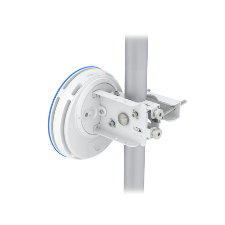 UniFi Building Bridge XG: (1)GbE + (1)10G SFP+ PoE++ PtP 60GHz 6Gbps + 5GHz Backup 866Mbps Range 500m IPX6 21dBi — imagen 2