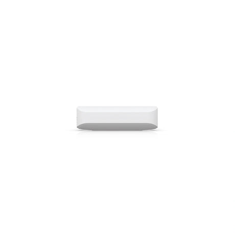 Vista minimalista de la base sólida blanca del switch con bordes curvos que enfatizan su factor de forma compacto