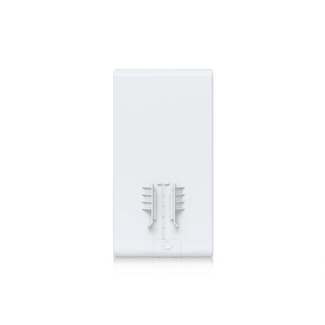 Vista frontal de la superficie de montaje simétrica del router exterior para 250 clientes con acabado minimalista blanco