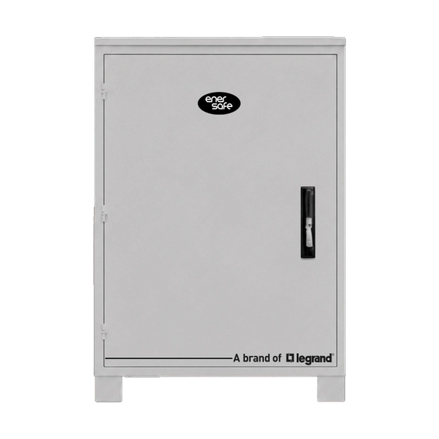 Gabinete eléctrico gris claro con bisagras, asa negra y logotipo blanco de Legrand