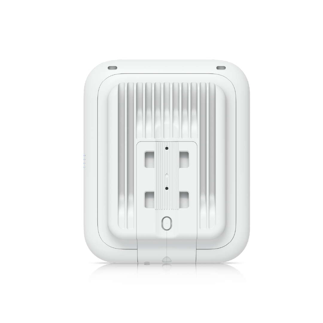 Vista superior del router exterior wifi 7 alta capacidad mostrando disipación térmica
