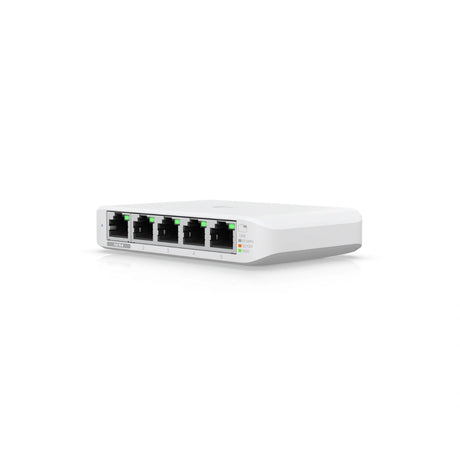 Primer plano frontal de los cinco puertos Ethernet etiquetados uno a cinco con indicador PoE IN visible