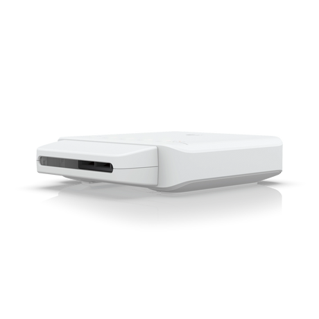 Switch Ubiquiti blanco con cinco puertos RJ45 negros y luces indicadoras en la parte superior