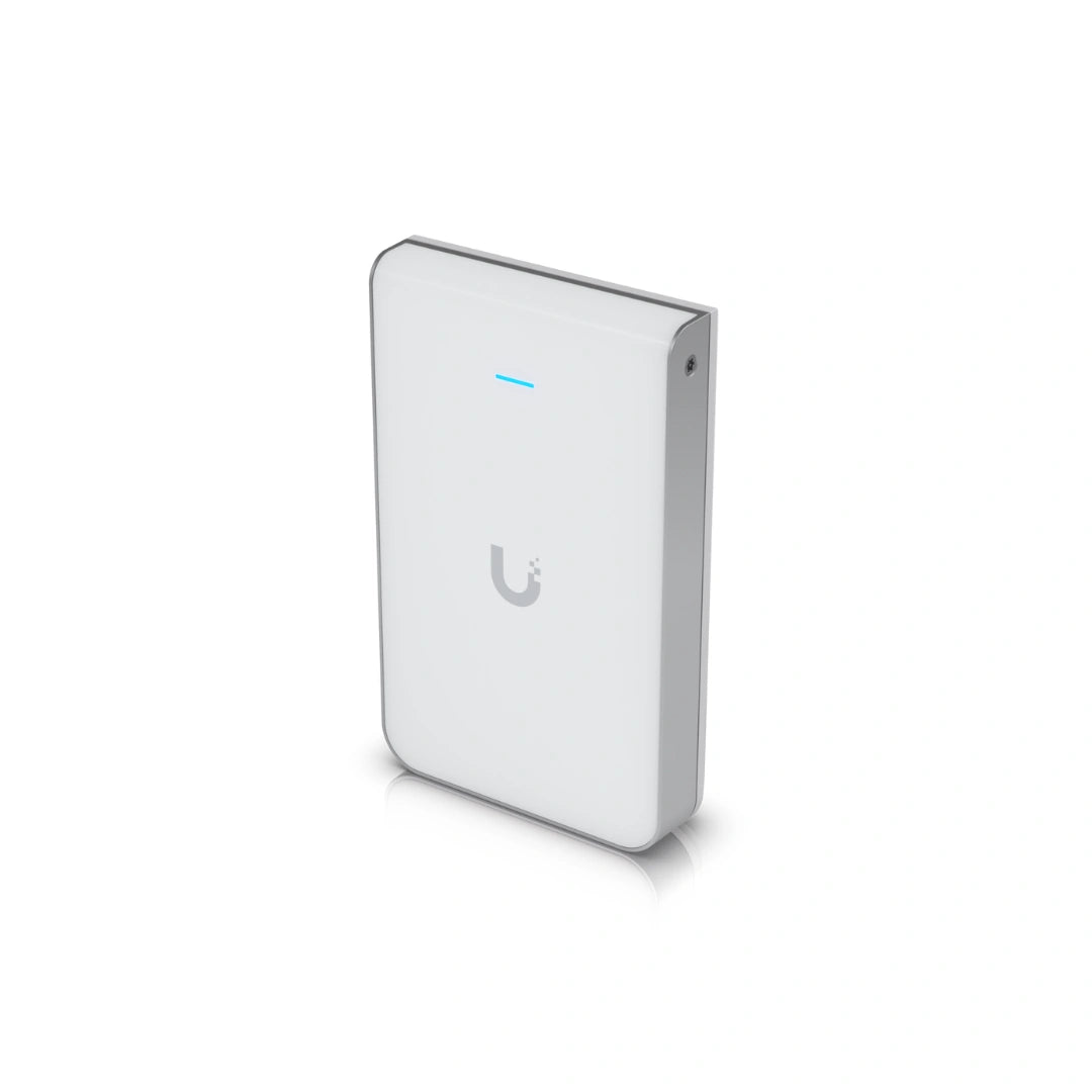 Vista frontal inclinada del punto de acceso Ubiquiti blanco con logotipo gris y tira LED azul iluminada en el borde superior.