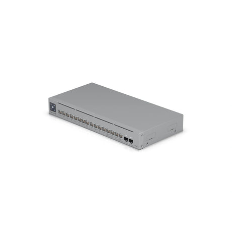 Vista superior del switch Ubiquiti UniFi USW-Pro-Max-16-PoE plateado con chasis metálico y puertos RJ45 frontales sobre fondo