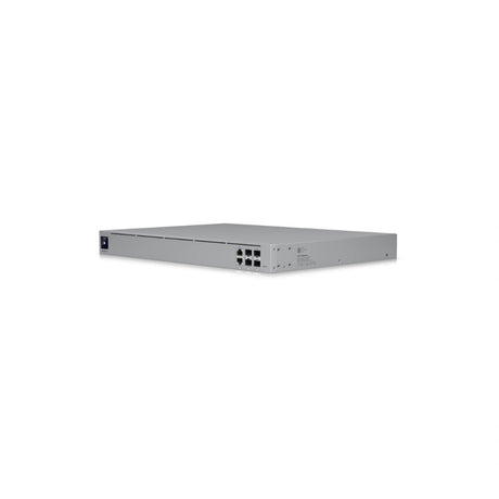 Perfil lateral del firewall empresarial UniFi mostrando ranuras de ventilación superiores y conectores de red en la esquina